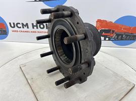 Liebherr LTM 1060/2 Wheel hub  