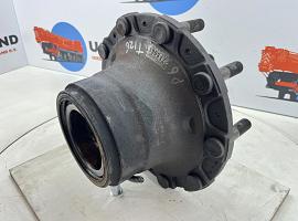Liebherr LTM 1060/2 Wheel hub  