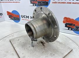 Grove TM 750 E wheel hub axle 2