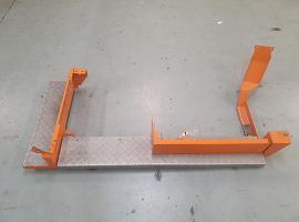 Grove GMK Step assembly upper cabin