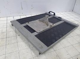 Liebherr LTM 1130-5.1 battery cover plate