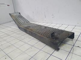 Liebherr LTM 1030-2 cabin step right