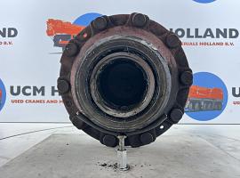Liebherr LTM 1160-2 Wheel hub axle 3