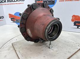 Faun ATF 30 wheel hub axle 1