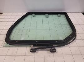 Liebherr LTM 1400-7.1 window and frame