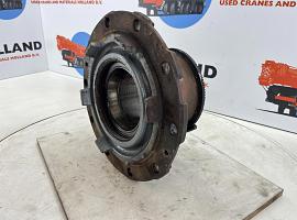 Demag AC 350 Wheel hub axle 1