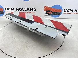 Liebher LTM 1230-5.1 SIDE SHEET RIGHT