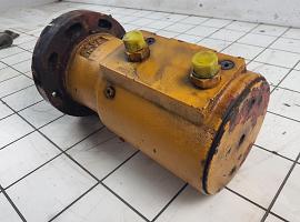 Liebherr LTM 1300 oscillating motor
