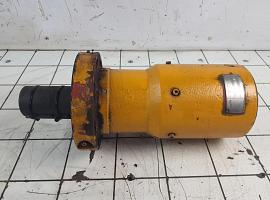 Liebherr LTM 1300 oscillating motor