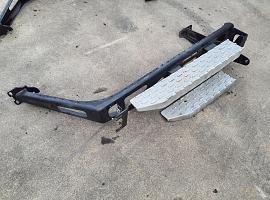 Grove GMK 6400 cabin support with step L