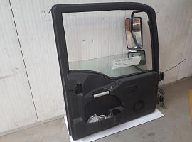 Terex-Demag Challenger cabin door left