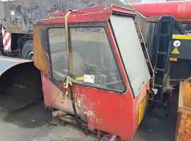Liebherr LTM 1060 upper cabin switch panel