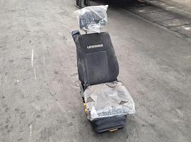 Liebherr LTM 1045-3.1 Co-drivers seat