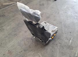 Liebherr LTM 1045-3.1 Co-drivers seat
