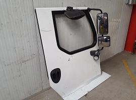 Liebherr LTM 1230-5.1 Right door driverscabin 