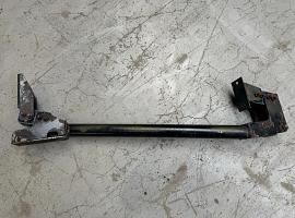Grove GMK 3055 driver cabin tilt attachment right 