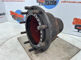 Liebherr LT 1090 wheel hub 
