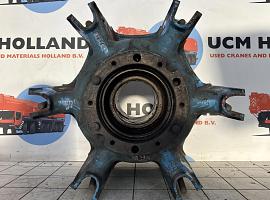Faun KF 80 wheel hub 