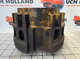 Demag TC 400 wheel hub