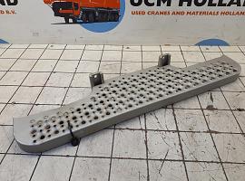 Liebherr LTM 1050-3.1 Tread in front