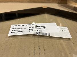 Grove GMK glass side panel