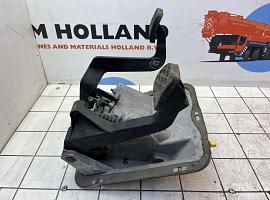 Grove GMK pedal assy