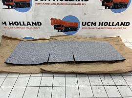 Liebherr LTM 1500 insulating mat upper cabine