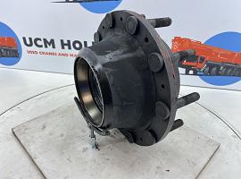 Liebherr LT 1120 wheel hub