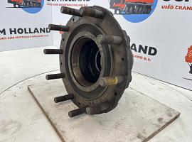 Liebherr LTM 1050-1 wheel hub axle 3