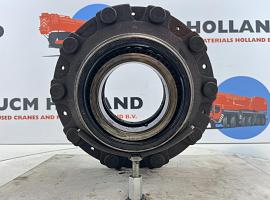 Liebherr LTM 1050-1 wheel hub axle 3