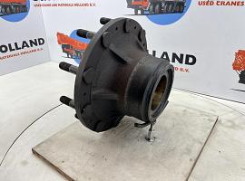 Liebherr LTM 1035 wheel hub