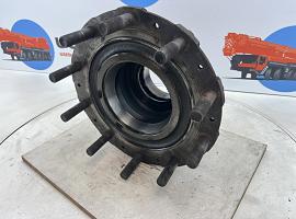 Liebherr LTM 1080 Wheel hub axle 1