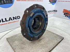 Liebherr LTM 1070-4.1 Wheel hub axle 2
