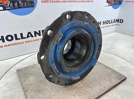 Liebherr LTM 1070-4.1 Wheel hub axle 2