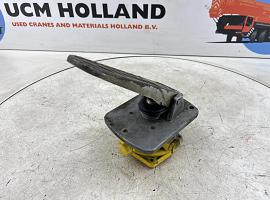 Liebherr LTM 1035 BRAKE VALVE