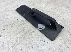 GROVE GMK 5150L COVER DOOR GUIDE 