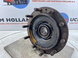 Liebherr LT 1055 Wheel hub axle 2