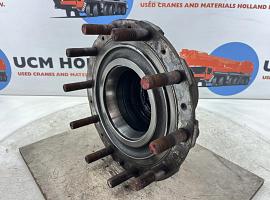 Liebherr LTM 1080-1 Wheel hub axle 3