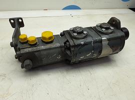 Grove GMK 3055 steering pump