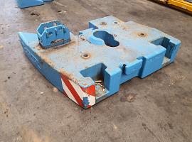 Liebherr LTM 1100-4.2 counterweight 3T