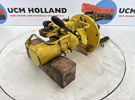 Liebherr LTM 1160-2 Hydro cylinder for quick boom connection