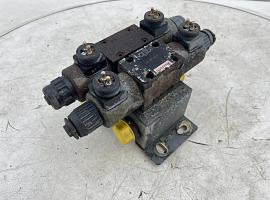 Liebherr LTM 1055-3.2 SLIDE VALVE BLOCK
