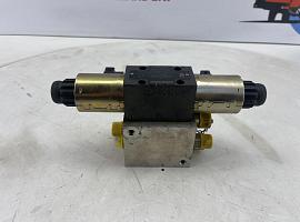 Grove GMK 3055 Control block steering 
