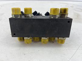 Grove GMK 3055 Control blok all wheel steering  