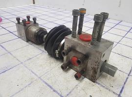 Liebherr LTM 1140 CYLINDER CONNECTION