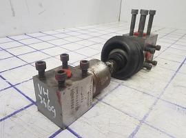 Liebherr LTM 1140 CYLINDER CONNECTION