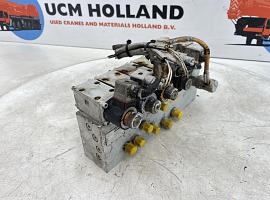 Liebherr LTM 1035-2 Control plate
