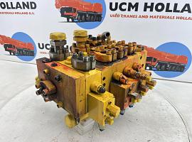 Grove GMK 5100 main valve block