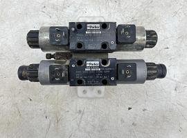 Grove GMK 5100 outrigger valve