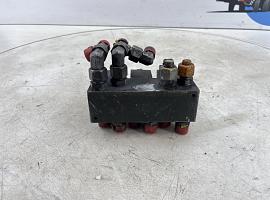 Grove GMK Valve block